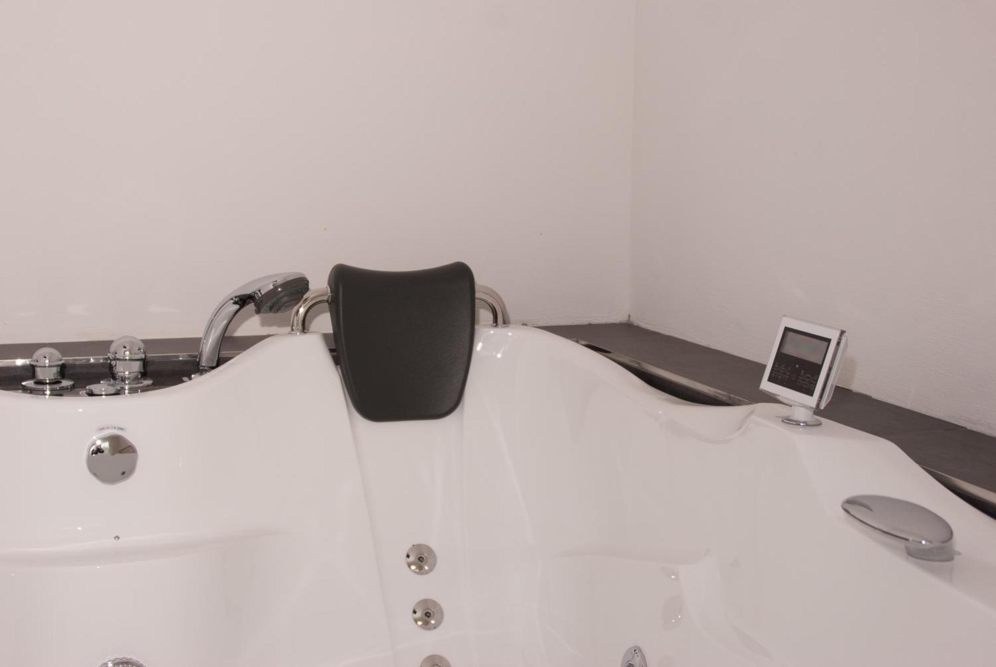 Hotel Traube Garni Küttigen 部屋 写真
