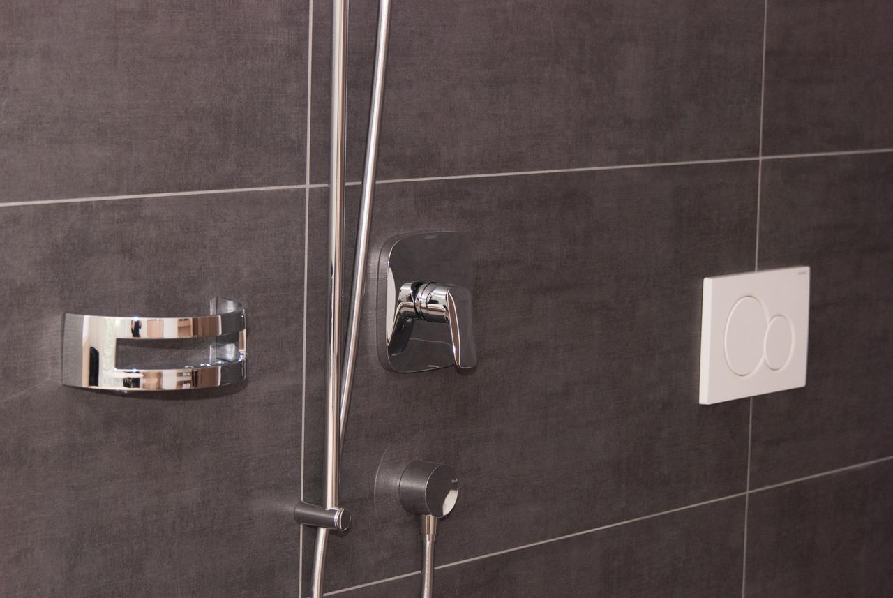 Hotel Traube Garni Küttigen エクステリア 写真