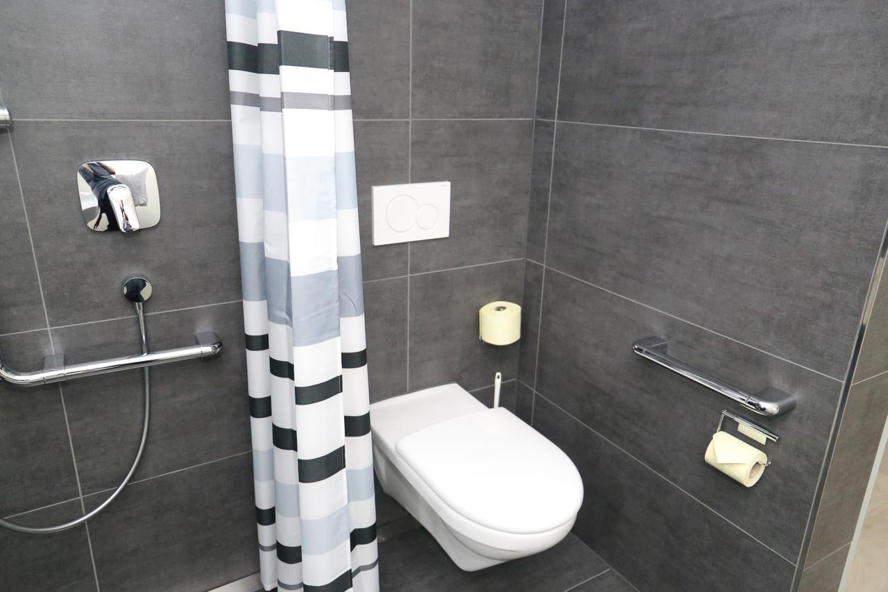 Hotel Traube Garni Küttigen エクステリア 写真