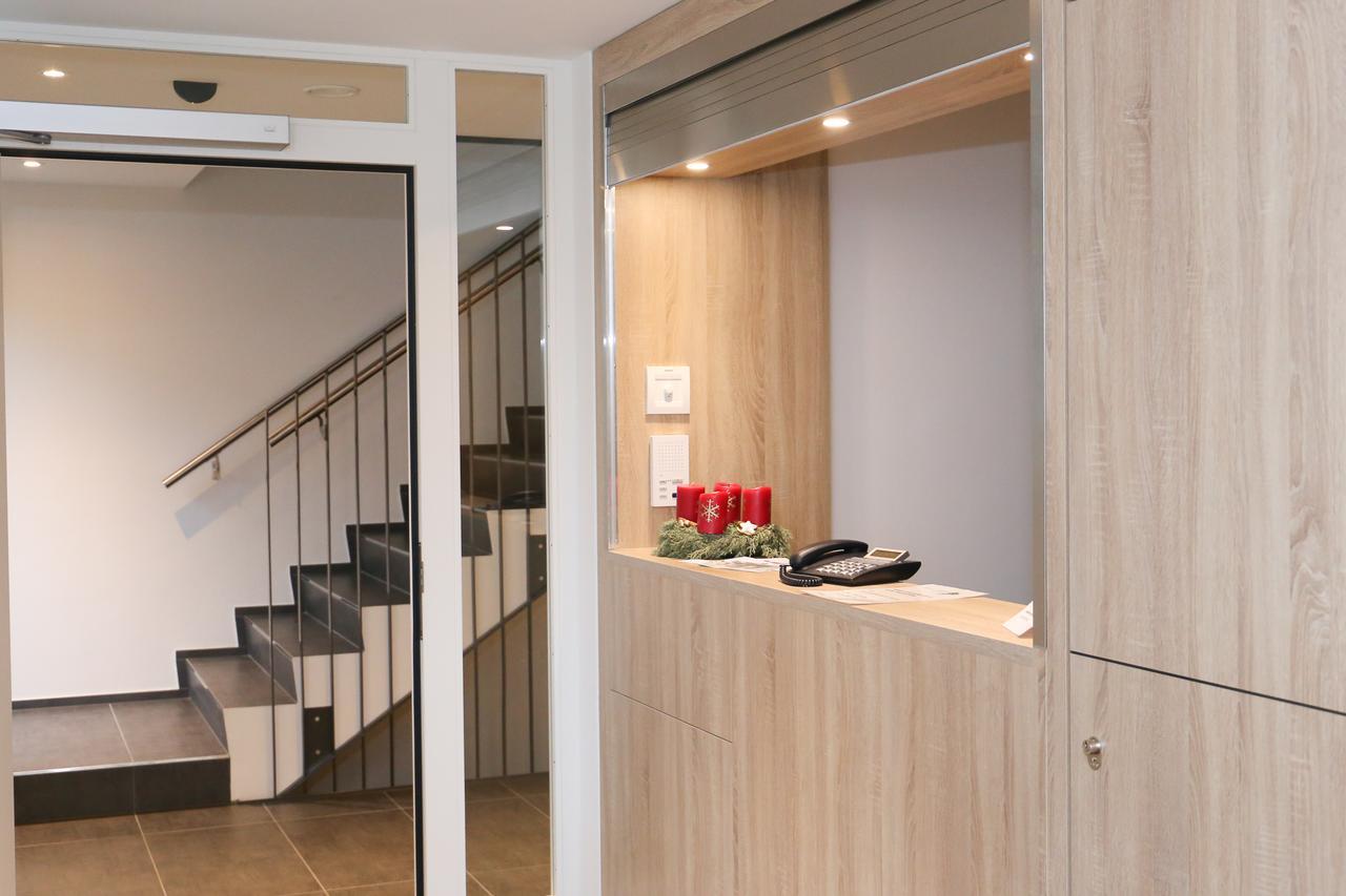 Hotel Traube Garni Küttigen エクステリア 写真