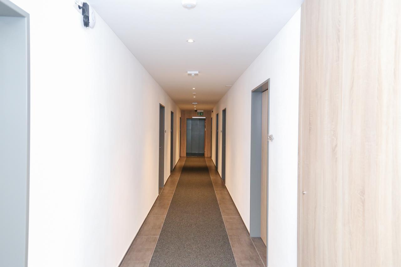 Hotel Traube Garni Küttigen エクステリア 写真